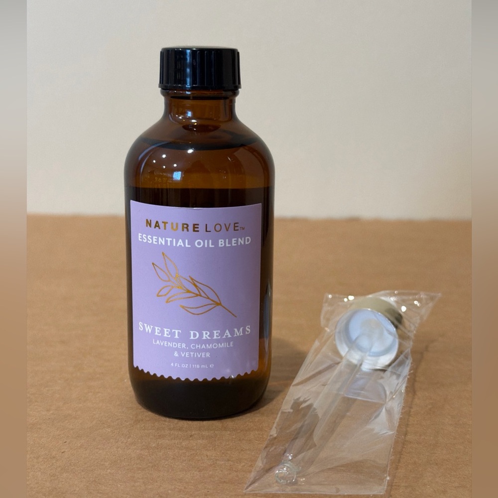 Nature Love Sweet Dreams Essential Oil Blend Lavender Chamomile & Vetiver 4 oz